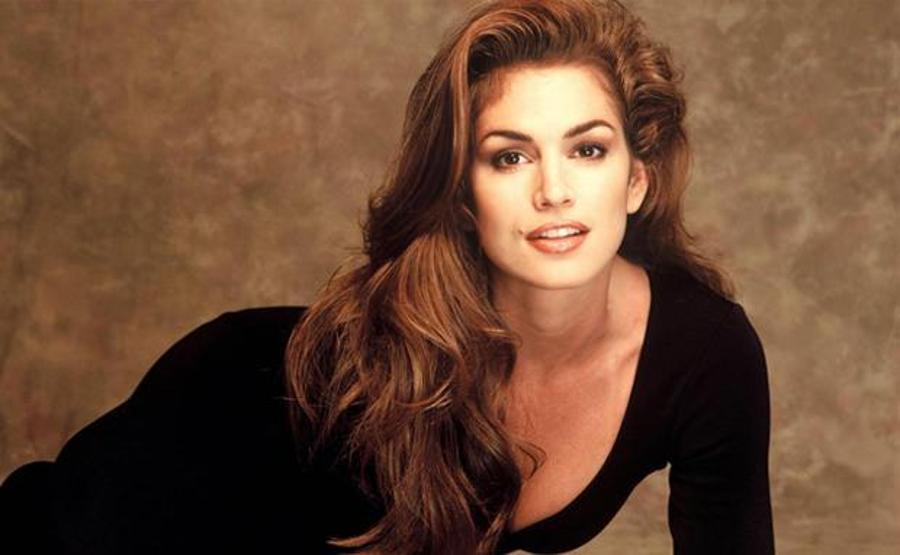 Cindy Crawford o poz hakkında ilk kez konuştu