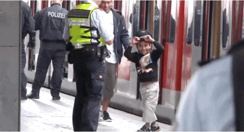Mültecilerle ilgili insanlığa dair inancı artıran 21 fotoğraf