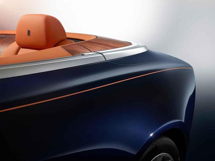 Rolls Roycetan üstü açık süper lüks otomobil: Dawn