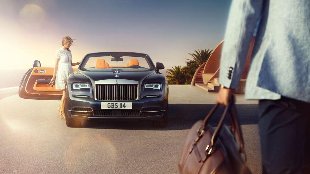Rolls Roycetan üstü açık süper lüks otomobil: Dawn