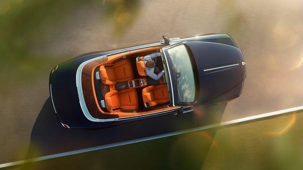 Rolls Roycetan üstü açık süper lüks otomobil: Dawn