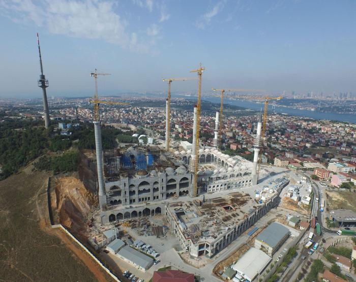 Çamlıca Camisi havadan görüntülendi