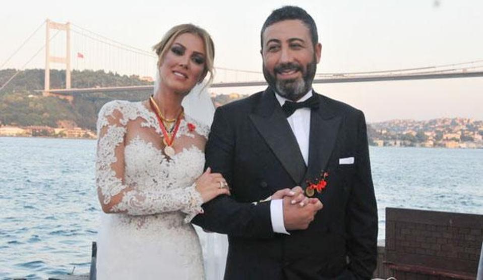 Petek Dinçöz anne oldu