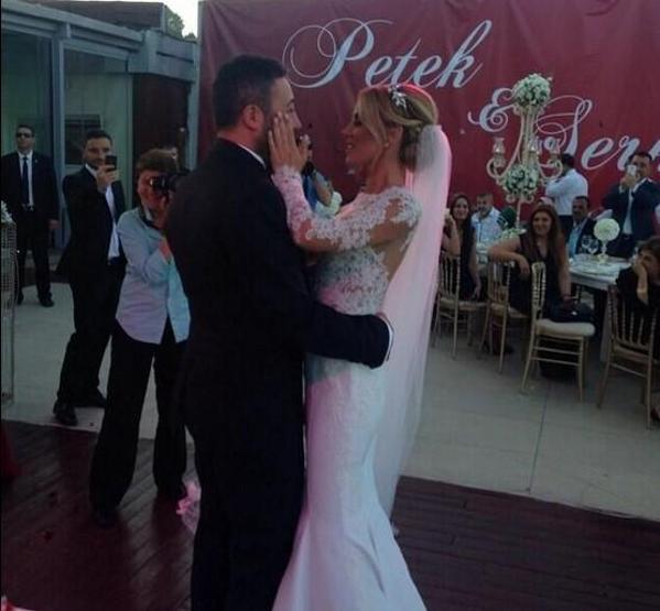 Petek Dinçöz anne oldu