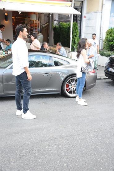 Gökhan Alkan ve Seray Kaya birlikte görüntülendi