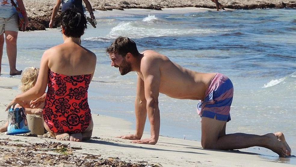 Jamie Dornan tatilde
