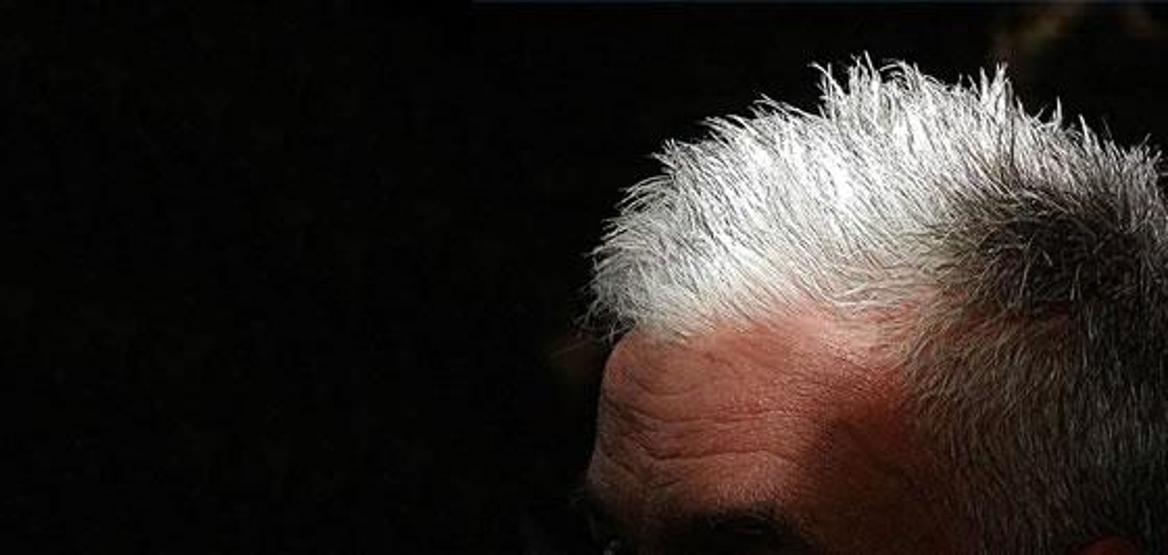 Saçların beyazlamasını önlemek için ipuçları