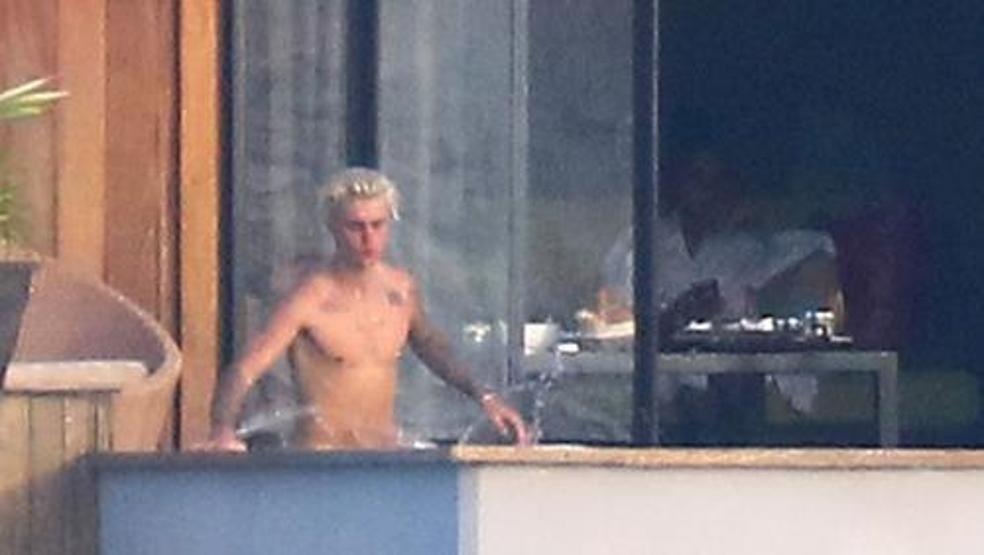 Justin Bieber çıplak yakalandı