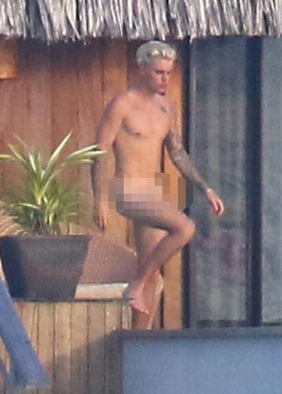 Justin Bieber çıplak yakalandı