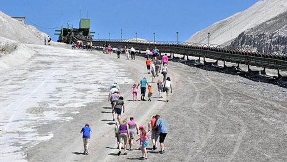 Saatte 900 ton büyüyen tuz dağı