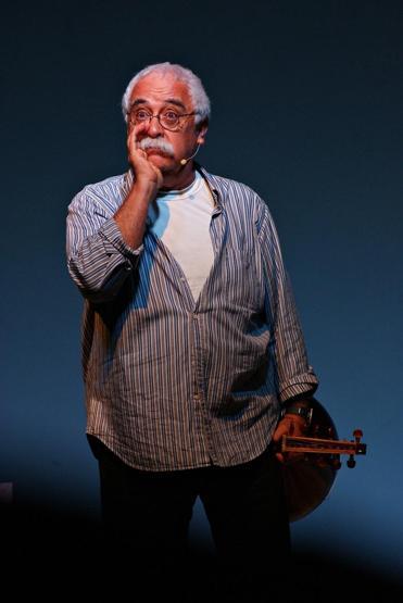 Levent Kırca kimdir