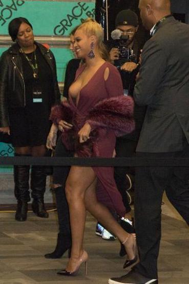 Beyonce gerçek yaşını saklıyor mu