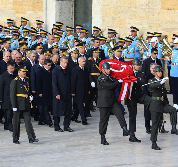 Anıtkabirdeki törenden kareler
