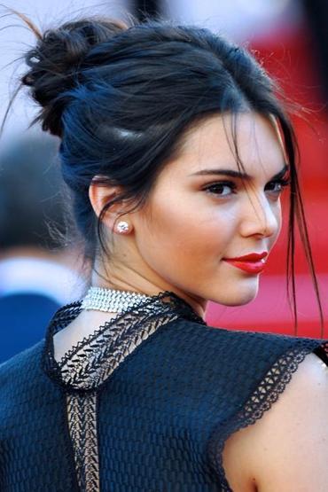 Kendall Jenner Instagramda 40 milyon takipçiye ulaştı