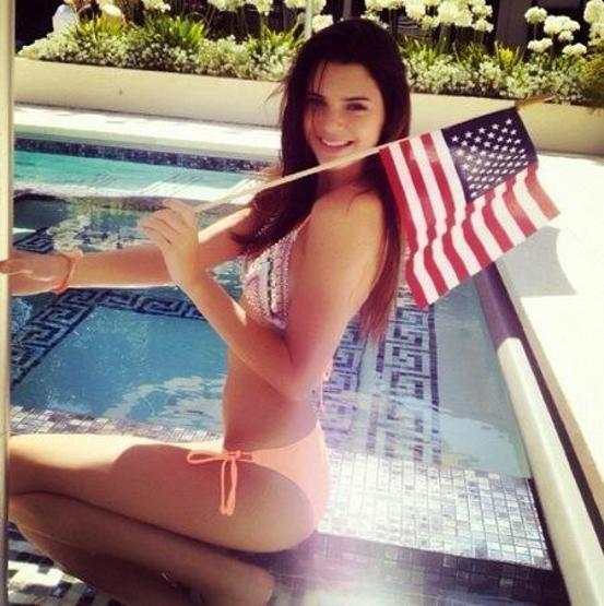 Kendall Jenner Instagramda 40 milyon takipçiye ulaştı