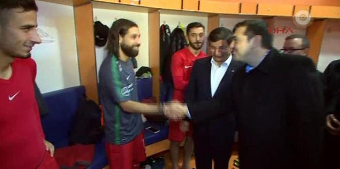 Çipras Olcay Şahanı görünce...