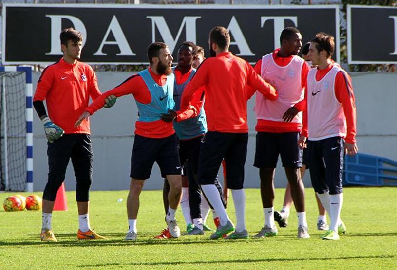 Marko Marin ile Aykut Demir kavga etti