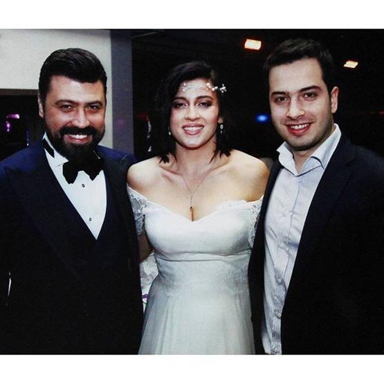 Bülent Emrah Parlak ve Burcu Gönder evlendi