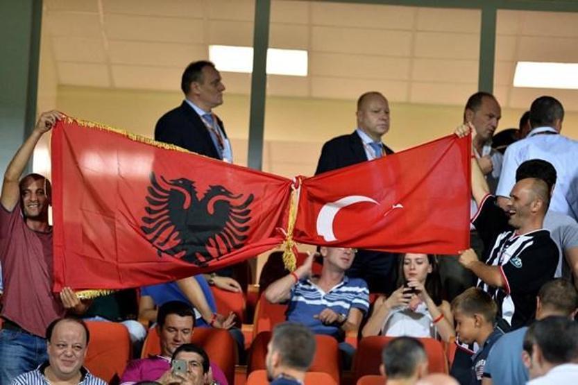 Beşiktaş gruptan nasıl çıkar