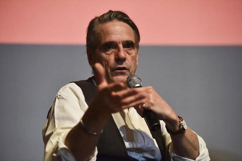 Antalyadan Jeremy Irons geçti