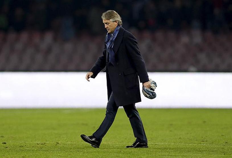Mancini çıldırdı Son dakikada 2 topu direkten döndü