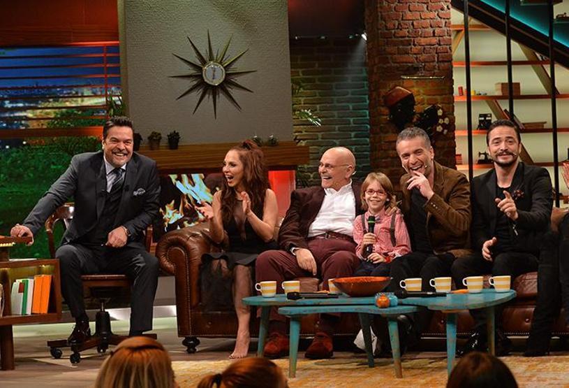 Beyaz Show gülmekten kırdı geçirdi