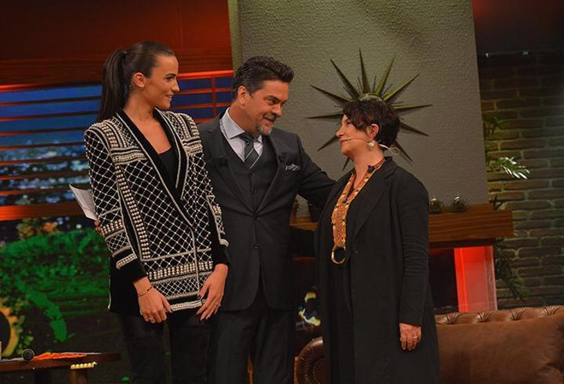 Beyaz Show gülmekten kırdı geçirdi