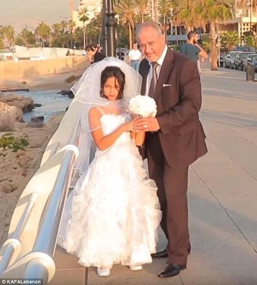 12 yaşındaki gelini görünce önce şoke oldular sonra ise...