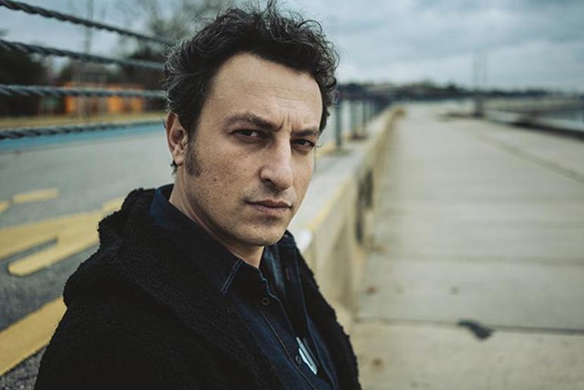 Onur Saylak: Evlendikten sonra da aşkı bırakmamalısın