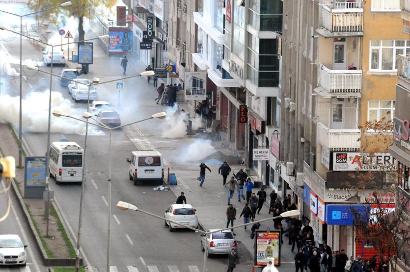 Diyarbakırdaki HDP yürüyüşünde olaylar çıktı