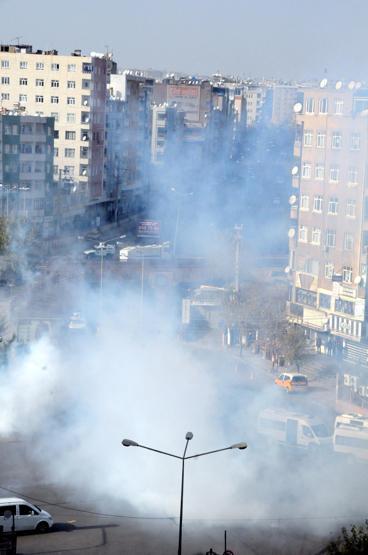 Diyarbakırdaki HDP yürüyüşünde olaylar çıktı