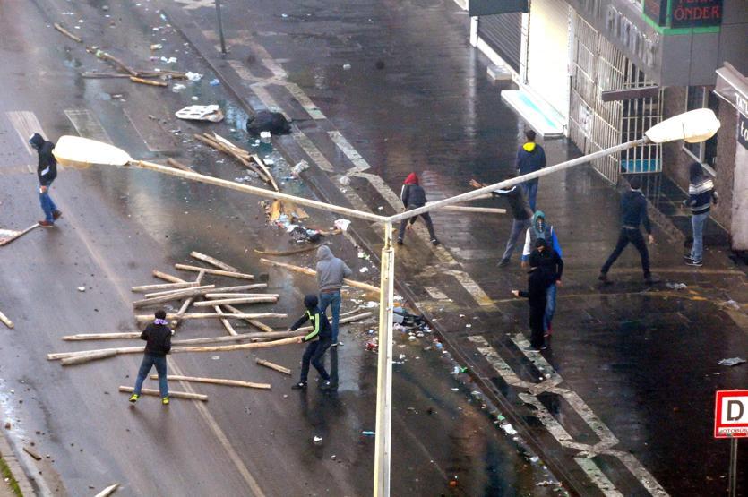 Diyarbakırdaki HDP yürüyüşünde olaylar çıktı