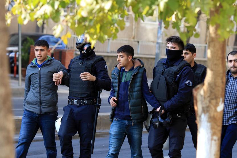 Diyarbakırdaki HDP yürüyüşünde olaylar çıktı