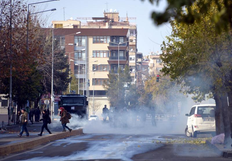Diyarbakırdaki HDP yürüyüşünde olaylar çıktı