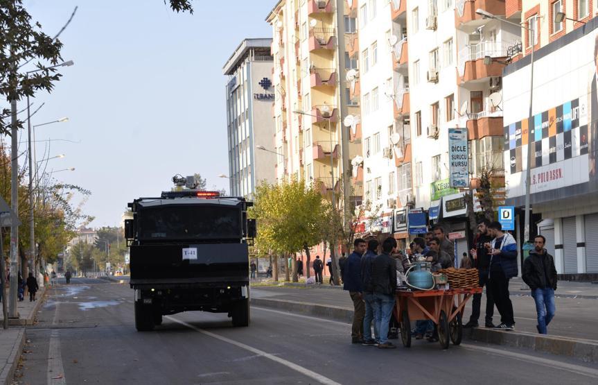 Diyarbakırdaki HDP yürüyüşünde olaylar çıktı