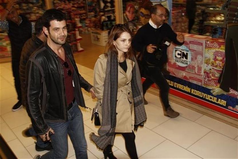 Keremcem ile Ezgi Asaroğlu aşklarını itiraf etti