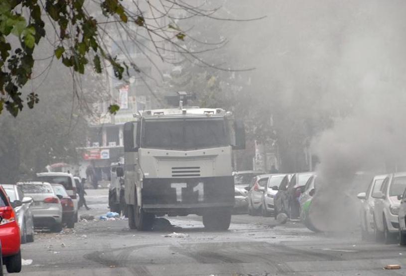 Sendikaların Sura destek eylemine polis müdahalesi