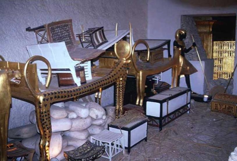 Firavun Tutankamonun gizemli mezar odası