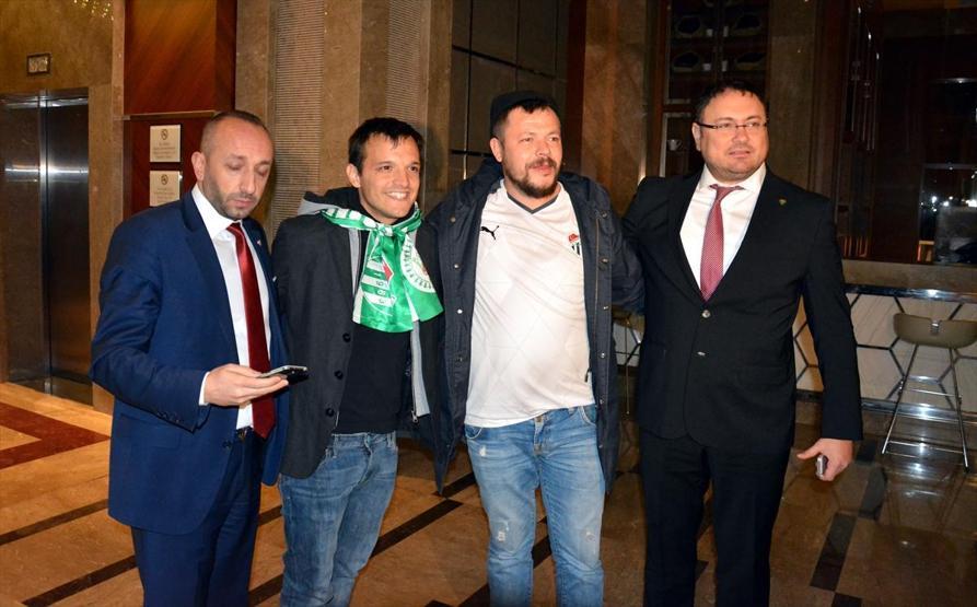 Arjantinden Batalla gelmiş, Bursada bayram havası