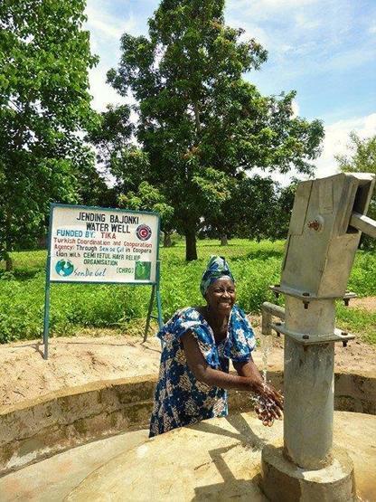 Sen De Gel hayatlarını değiştirdi