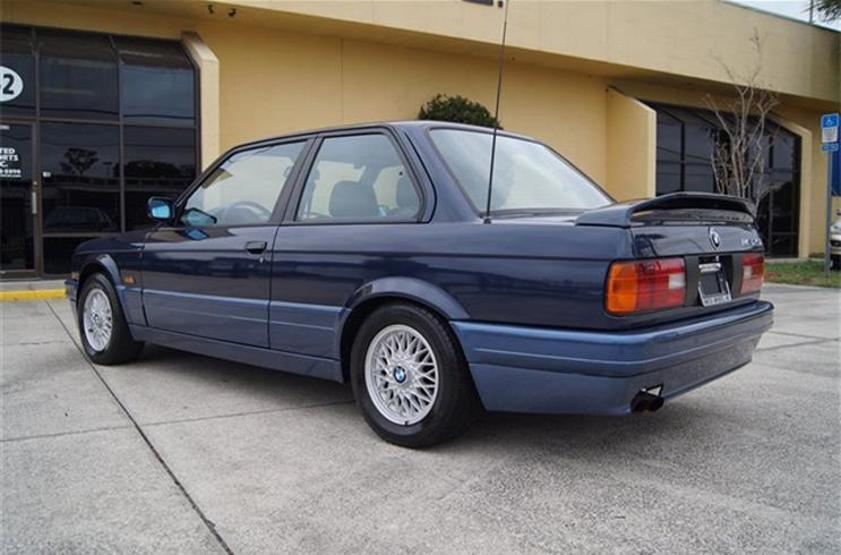 En nadir BMW 325i