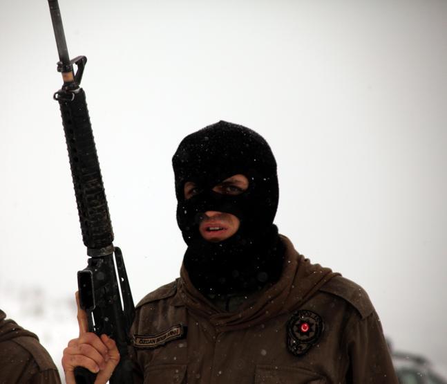 Özel Harekat Polisi olmak için bu aşamalardan geçiyorlar