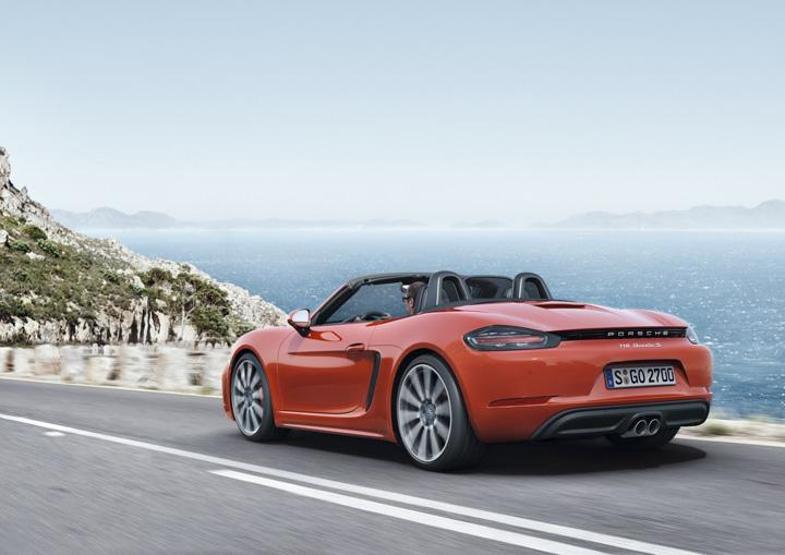 718 Boxster basına tanıtıldı