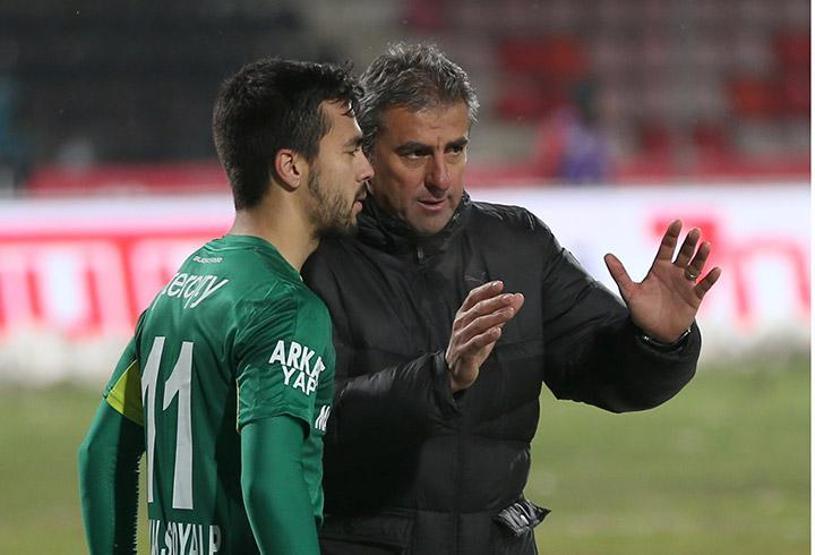 Geri dönüşlerin efendisi Hamza Hamzaoğlu