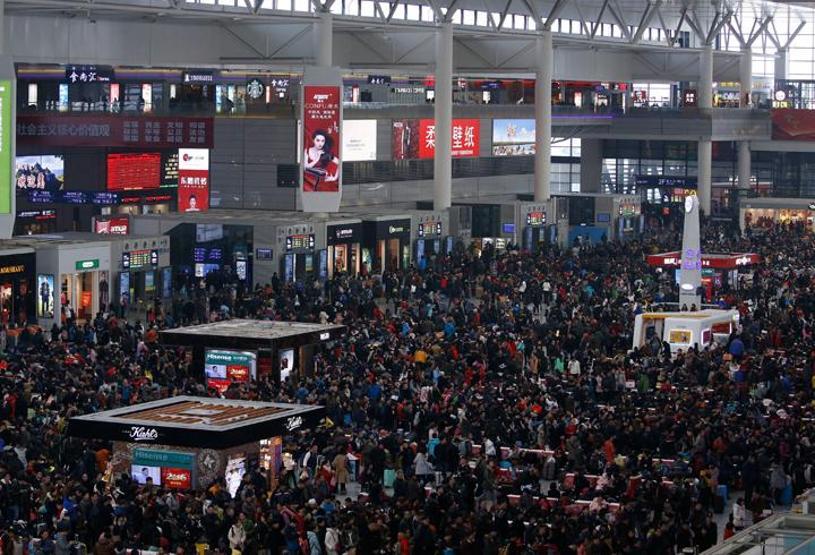 Çinde hava koşulları onbinlerce yolcuyu mahsur bıraktı