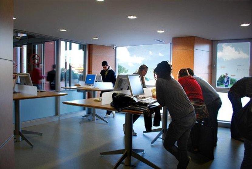 Hukuk fakülteleri arasında en iyi akademik kadroya sahip vakıf üniversitesi hangisi
