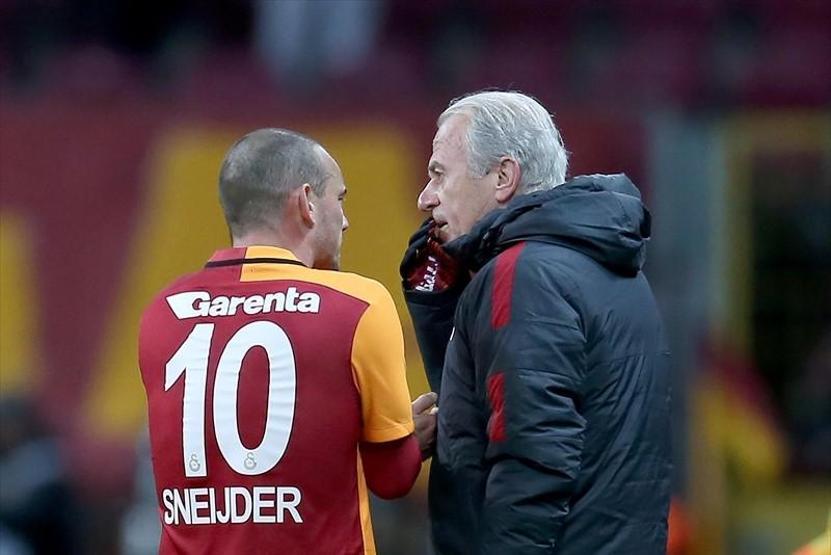 Mustafa Denizli: 4 transfer yapılmak zorunda