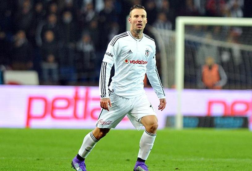 Beşiktaşta stoper senaryoları