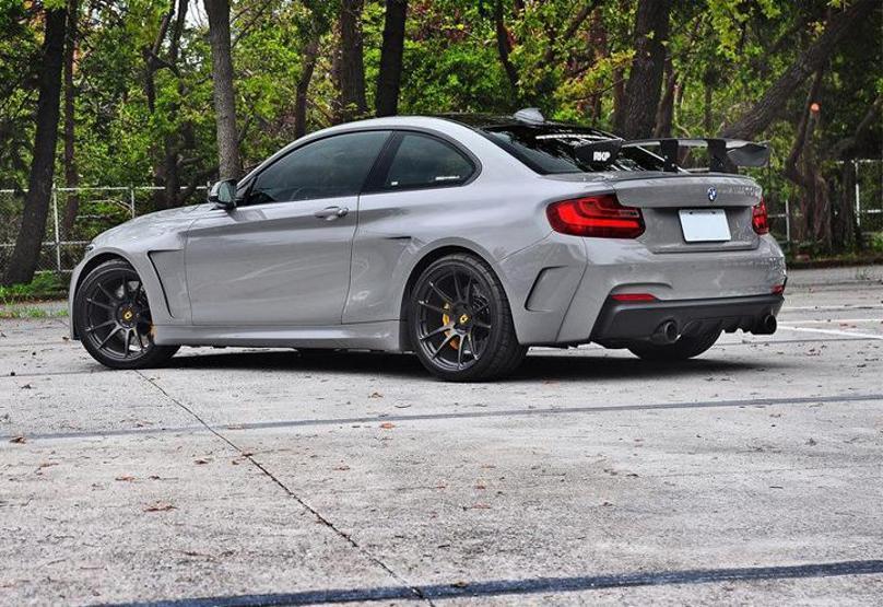 Manhart yorumu ile 235i M