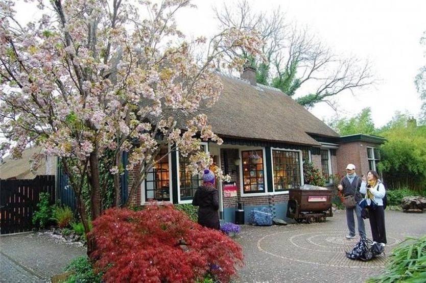 Giethoorn’a nasıl gidilir